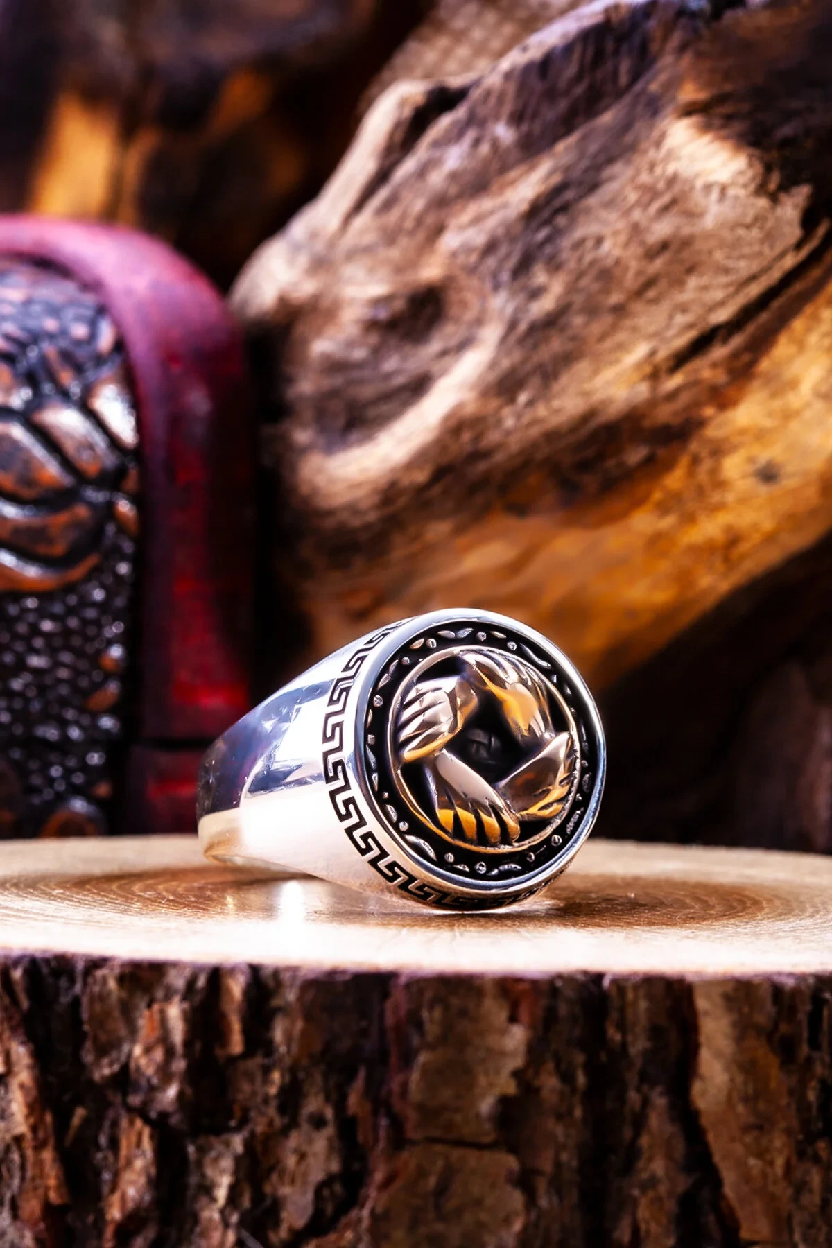 Holding Hands Motif & Greek Key Frame | 925 Sterling Silver Men's Ring